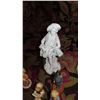 Image 5 : Misc. Porcelain Figurines: Hummel, Cherubs, etc.