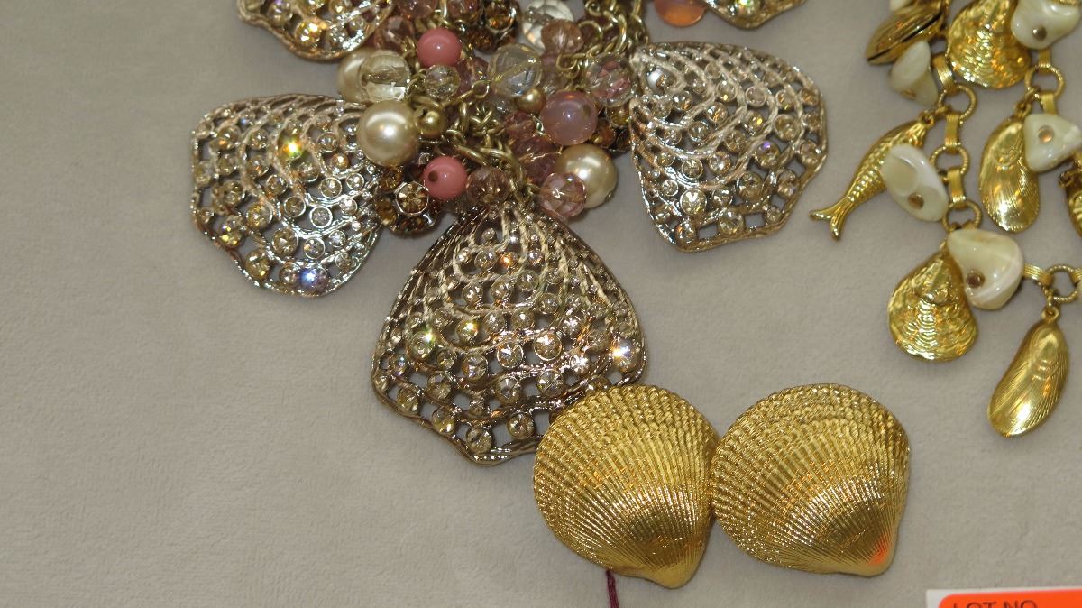 Jewelry 2 Shell Fish Motif Drape Necklaces w Dangling Jewelry 2 Shell Fish Motif Drape Necklaces w Dangling