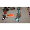 Image 2 : Jewelry: 2 Colorful Cascade Bead Necklaces, 2 Cluster Bracelets