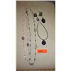 Image 1 : Jewelry: 2 Long Glass/Bead Fashion Necklaces, Rope Chain w/5 Pendants