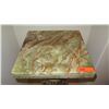 Image 3 : Green Onyx Column Pedestal - Rich Layers of Coppery/Bronze Mineral Deposits 40" H (18X18)