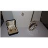 Image 1 : Vintage 14K Gold Ming's Cluster White Pearl Bracelet, Necklace, Earrings Set