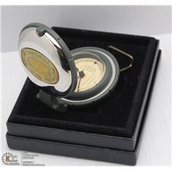 VINTAGE 1997 DALVEY FIELD CLOCK