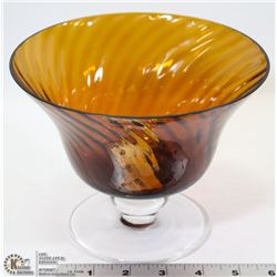 LARGE VINTAGE AMBER BOWL