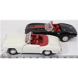LOT OF TWO 1:18 DIECAST MERCEDES SL & CORVETTE