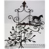 Image 1 : BOX OF WROUGHT IRON HOME DÉCOR