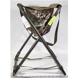 FOLDABLE FISHING/HUNTING STOOL WITH SEAT STORAGE