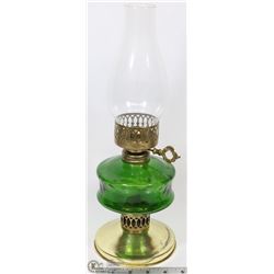 VINTAGE OIL LAMP WITH SHADE