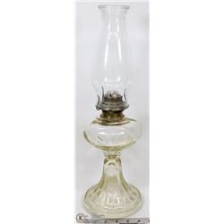 VINTAGE OIL LAMP WITH SHADE