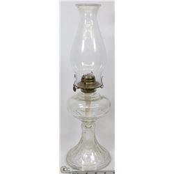 VINTAGE OIL LAMP WITH SHADE