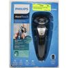 Image 1 : PHILIPS AQUATOUCH WET/DRY ELECTRIC SHAVER