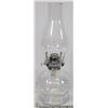 Image 1 : VINTAGE OIL LAMP WITH SHADE