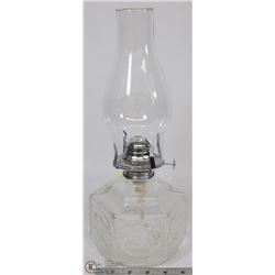 VINTAGE OIL LAMP WITH SHADE