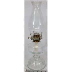 VINTAGE OIL LAMP WITH SHADE