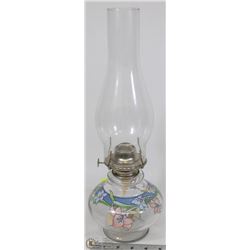 VINTAGE OIL LAMP WITH SHADE