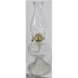 VINTAGE OIL LAMP WITH SHADE