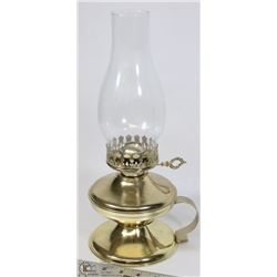 VINTAGE OIL LAMP WITH SHADE