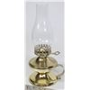 Image 1 : VINTAGE OIL LAMP WITH SHADE