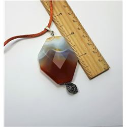 TRI COLORED NATURAL AGATE PENDANT & CORD