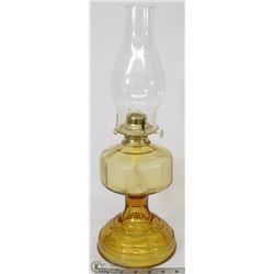 VINTAGE OIL LAMP WITH SHADE