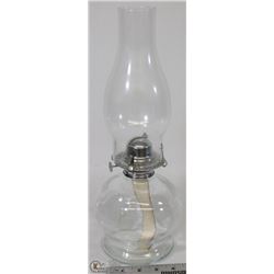 VINTAGE OIL LAMP WITH SHADE
