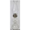 Image 1 : VINTAGE OIL LAMP WITH SHADE