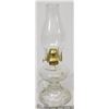 Image 1 : VINTAGE OIL LAMP WITH SHADE