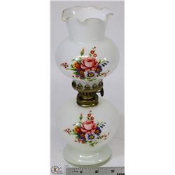 VINTAGE OIL LAMP WITH SHADE