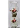 Image 1 : VINTAGE OIL LAMP WITH SHADE