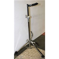 CHELLO / GUITAR STAND