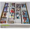 Image 1 : 3000 PLUS HOCKEY CARDS ASSORTED YEARS
