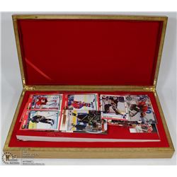 300 ASSORTED HOCKEY CARDS IN WOODEN BOX