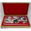 Image 1 : 300 ASSORTED HOCKEY CARDS IN WOODEN BOX