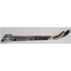 LOT OF 6 HOCKEY STICKS INCL CANADIEN FIBERGLASS,