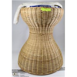 ONE CAT STAND WITH BLANKET