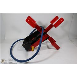 WALL MOUNTED AIR HOSE CADDY