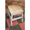 Image 1 : WORK TABLE STAND ON WHEELS