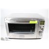 Image 1 : FRIGIDAIRE PROFESSIONAL TOASTER OVEN
