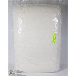 HYDROLUXE GEL PILLOW