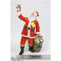 ROYAL DOULTON SANTA CLAUS 1981 HN2725