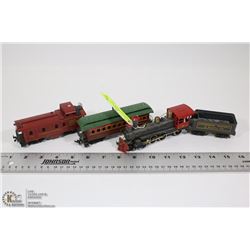 ATCHISON TOPEKA & SANTA FE TRAIN ENGINE & COAL