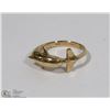 Image 1 : 10K GOLD SIZE 5 DOLPHIN RING
