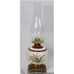 ANTIQUE DAFFODIL PAINTED DESIGN CAST IRON BASE OIL