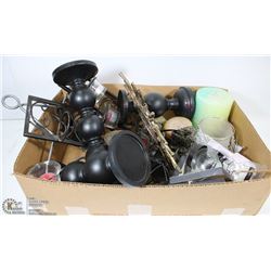 BOX W/3-PC SET OF WOOD PEDESTAL CANDLES