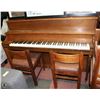 Image 1 : WILLIS AND CO PIANO