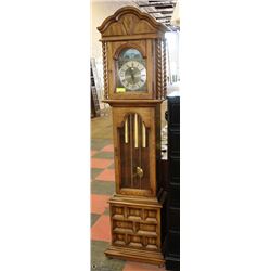 VINTAGE BARLEY TWIST CRAFT LINE GRANDFATHER CLOCK