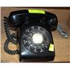 Image 1 : VINTAGE BAKELITE ROTARY PHONE
