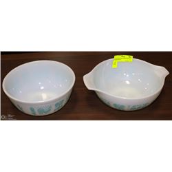 2 VINTAGE PYREX MIXING BOWLS FARM DESIGN