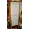 Image 1 : TALL 2-DOOR CABINET W/4 SHELVES - (70"X 24"X 25"