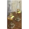 Image 1 : PAIR OF VINTAGE BEDROOM OIL LAMPS